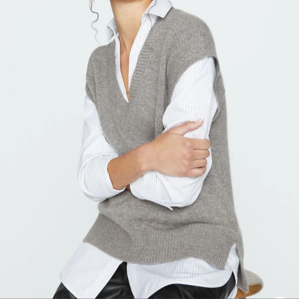 Brochu Walker Gray V-Neck Sweater with White Shirt Layer NYE Vest Layered Look L